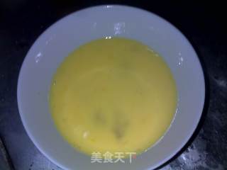 大蒜炒鸡蛋的做法步骤：4