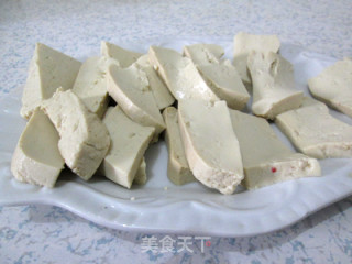 家常回锅豆腐的做法步骤：2