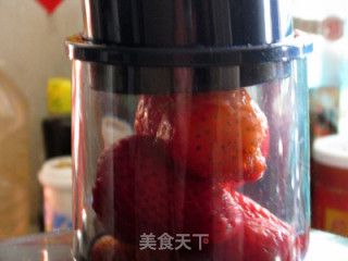 鲜榨草莓汁的做法步骤：5