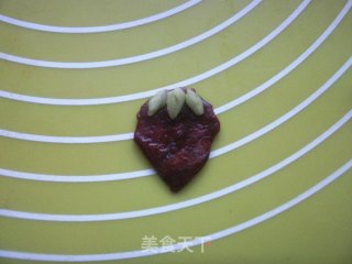 丑丑的小草莓饼干的做法步骤：7