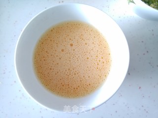 番茄酱鸡蛋汤的做法步骤：2