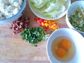 剩饭也美味的做法步骤：1