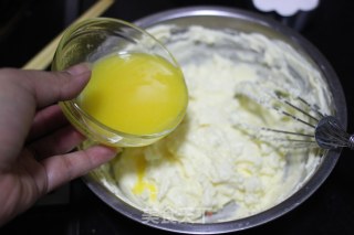 【苏芙蕾乳酪蛋糕】的做法步骤：3