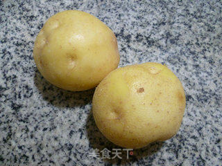 土豆烧佛手瓜的做法步骤：2