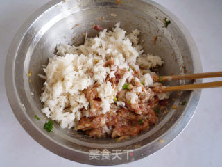 糖醋藕丸的做法步骤：7
