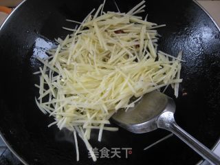 酸辣土豆丝的做法步骤：7