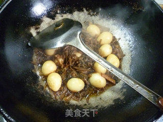 笋干菜烧鹌鹑蛋的做法步骤：10