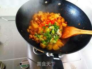 土豆烧牛肉的做法步骤：10