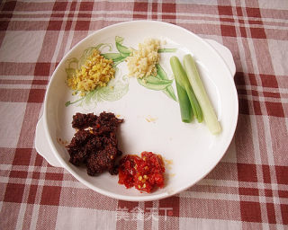 魔芋豆瓣兔的做法步骤：2