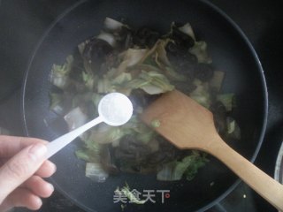 家常黑白菜的做法步骤：9