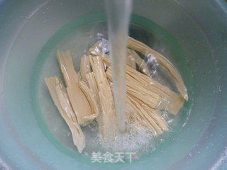 麻辣腐竹的做法步骤：4
