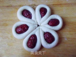 红枣馍的做法步骤：8