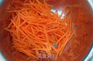 果仁菠菜的做法步骤：1