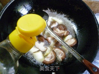香菇烧茭白的做法步骤：8