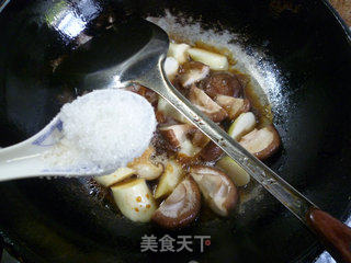 香菇烧茭白的做法步骤：10