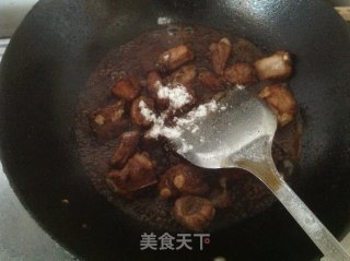 糖醋排骨的做法步骤：6