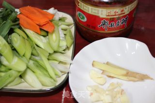 蒜苗回锅肉的做法步骤：4