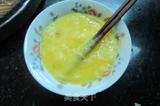 蛋炒莴笋丁的做法步骤：2