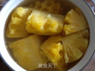 菠萝酱的做法步骤：2