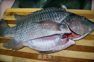 糖醋鱼的做法步骤：1