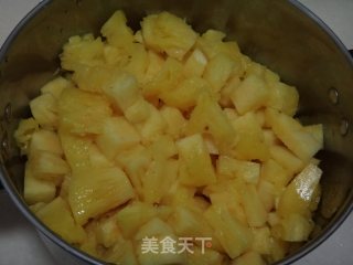菠萝季不可错过的甜美味道【菠萝酱】的做法步骤：1