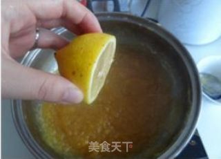 留住水果的青春，健康果酱自己做——菠萝果酱的做法步骤：7