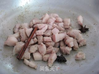 【香浓软糯红烧肉】的做法步骤：4