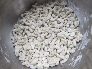 炒麻食的做法步骤：5