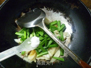 肉末韭菜炒茭白的做法步骤：11