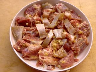 咸鱼蒸肉排的做法步骤：6