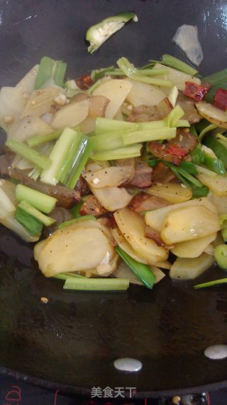 腊肉炒土豆的做法步骤：5