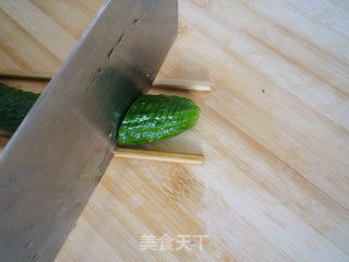蓑衣黄瓜的做法步骤：2