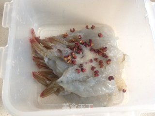 花椒烤虾的做法步骤：2