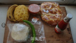 简易微波水果披萨的做法步骤：1