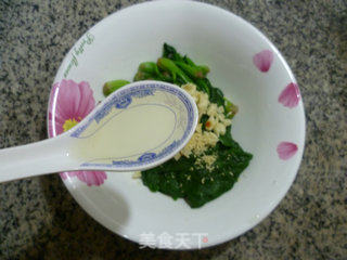 生蒜拌菠菜的做法步骤：13