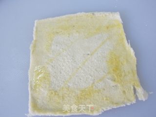 【芝心吐司鱼卷】的做法步骤：8