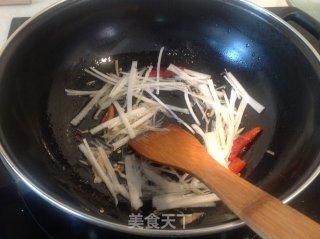 [香炒肉皮]------浓浓满口香的做法步骤：6