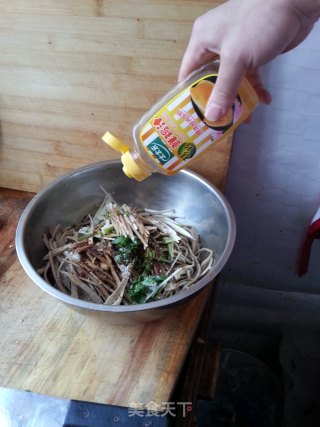 川味！凉拌豆腐丝的做法步骤：7
