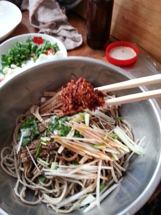 川味！凉拌豆腐丝的做法步骤：8