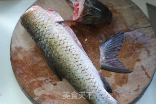 我家妈妈爱吃的【私家炝锅鱼】12图解蝴蝶鱼片的片法的做法步骤：2