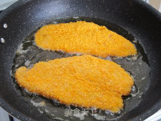 外酥里嫩の【香酥鱼排】的做法步骤：5