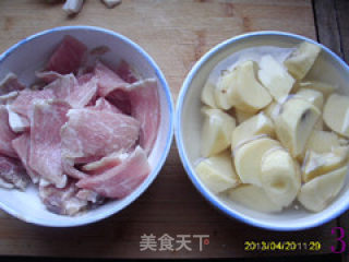 家常烩菜--土豆粉条豆角族的做法步骤：3
