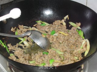 葱爆孜然羊肉的做法步骤：9