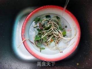 水豆豉拌折耳根的做法步骤：2