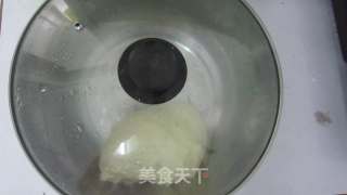 菠萝火腿Pizza的做法步骤：1
