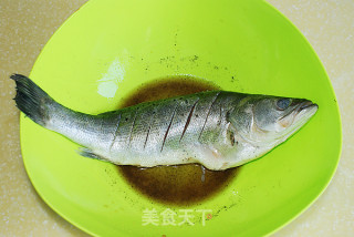 清蒸海鲈鱼的做法步骤：8