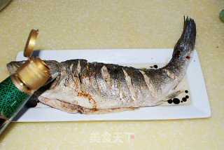 清蒸海鲈鱼的做法步骤：16