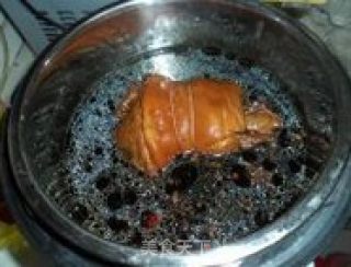 肉娃的菜菜-----酱卤肘子的做法步骤：8