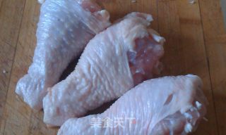 白斩鸡的做法步骤：1