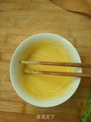 宝宝西兰花蛋饼的做法步骤：3